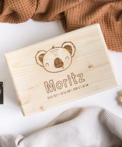 Erinnerungssammler – Personalisierte Holzbox mit Klappdeckel
